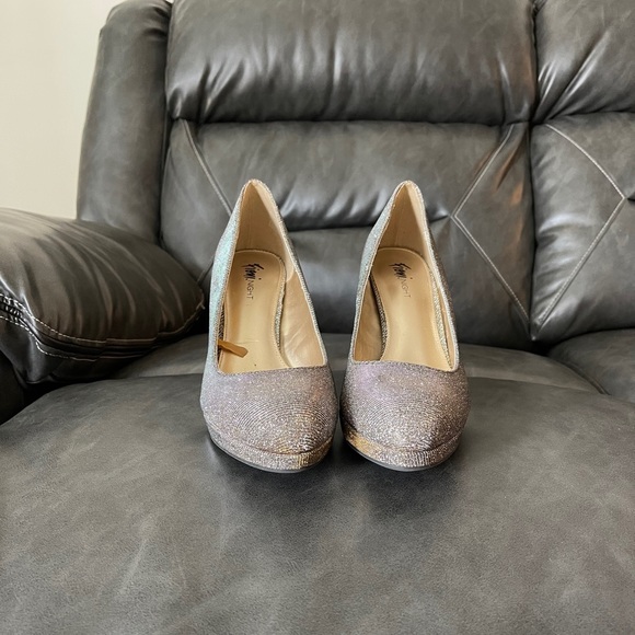 Gold and silver glitter stilettos - Picture 2 of 3